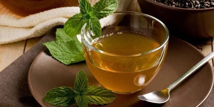 תה ירוק עם נענע לירידה במשקל
